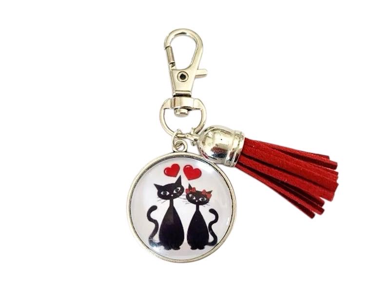 Porte clé, bijou de sac, chats cœurs, cabochon verre