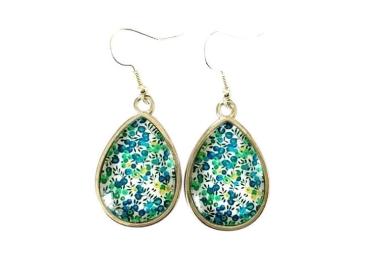 Boucles d'oreilles pendantes gouttes, argentées, fleurs, vintage, cabochon verre