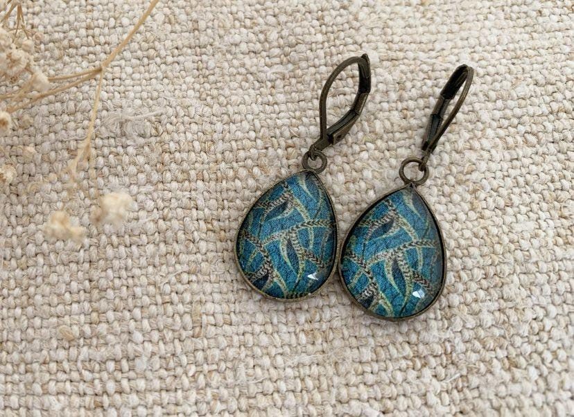 Boucles d’oreilles cabochon bronze, gouttes, esprit végétal, tendance, cabochon verre