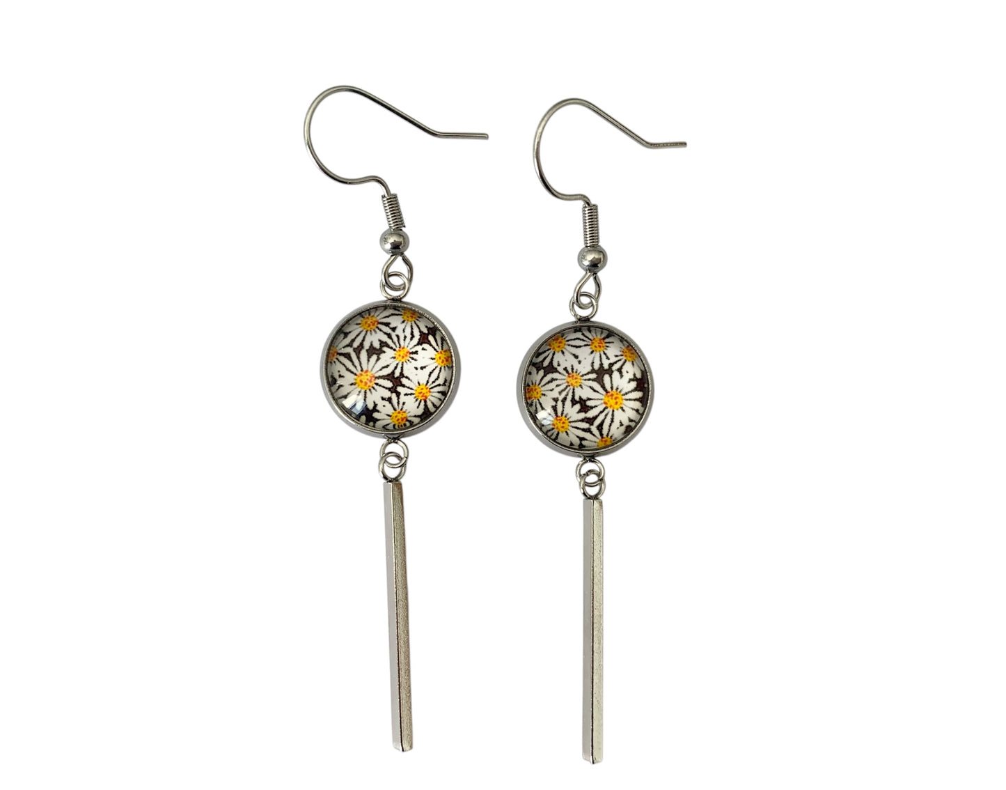 Boucles d'oreilles cabochon, pendantes, argentées, rondes, petites fleurs, pâquerettes