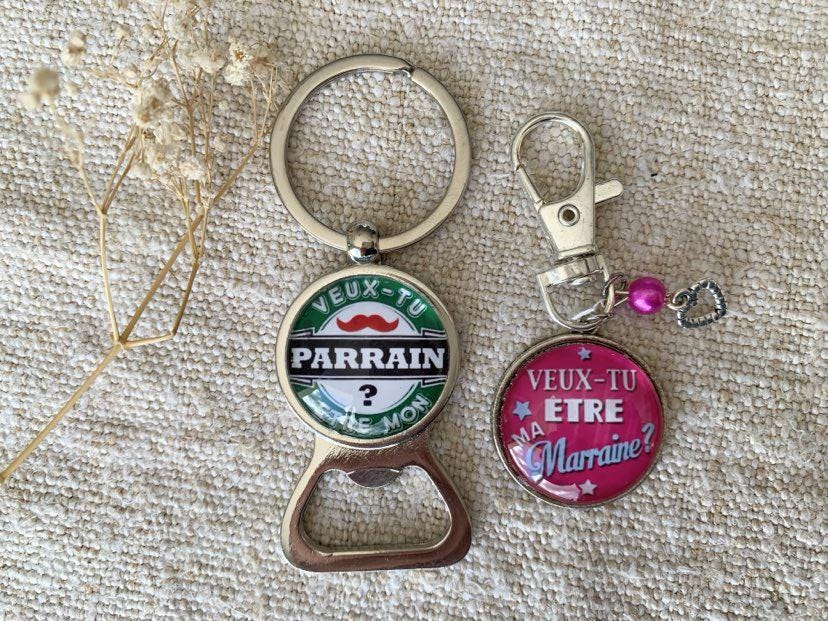 Porte clé demande parrain marraine, duo de porte clé décapsuleur et mousqueton ; annonce naissance, demande parrain marraine