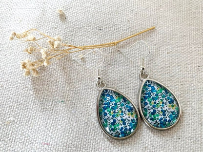 Boucles d'oreilles pendantes gouttes, argentées, fleurs, vintage, cabochon verre