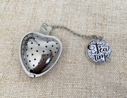 Infuseur à thé, boule à thé, forme coeur, avec pendentif cabochon en verre