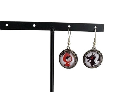 Boucles d’oreilles cabochon pendantes, argentées, petit chaperon rouge et loup, vintage, cabochon verre