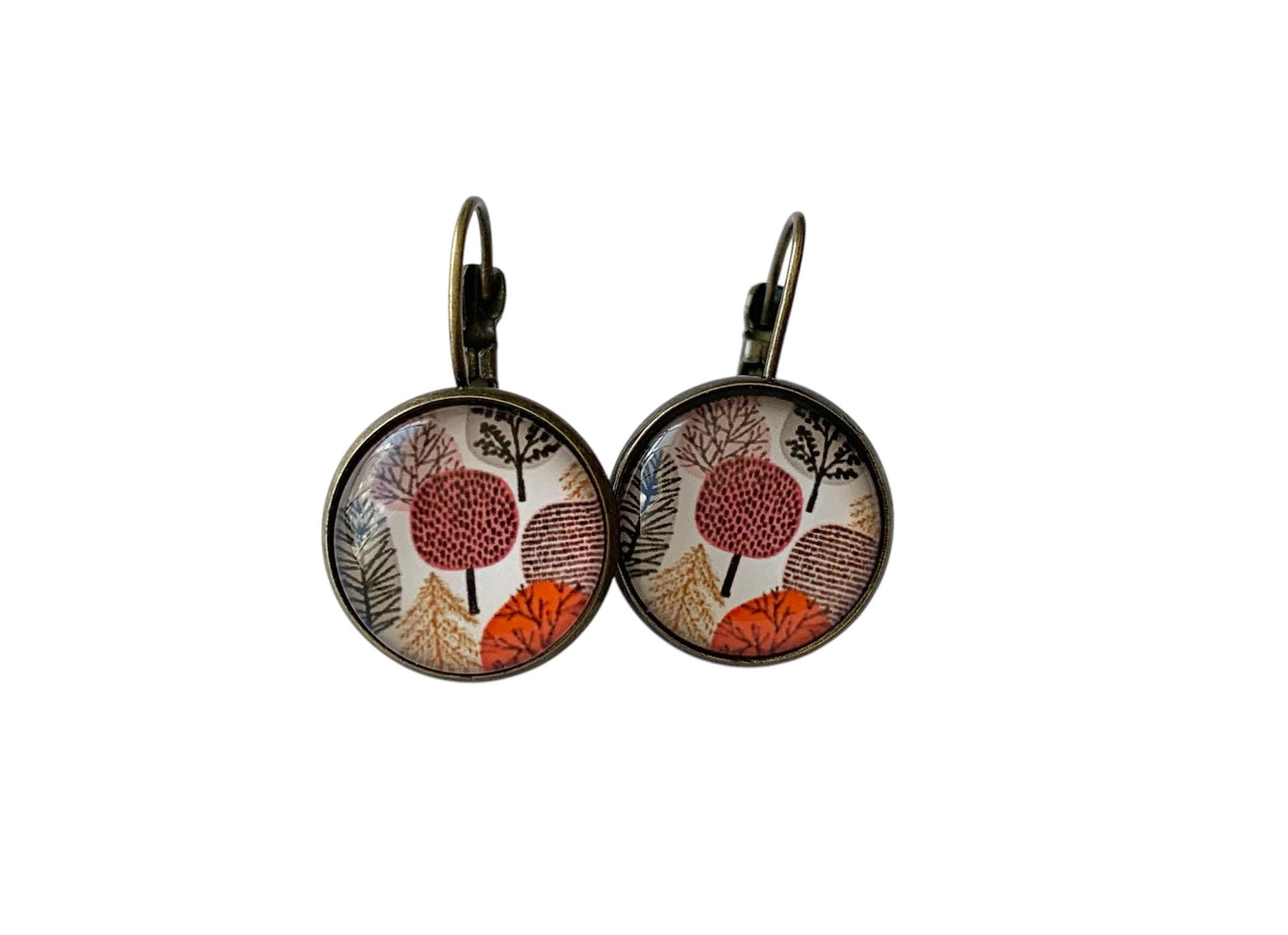 Boucles d’oreilles cabochon dormeuses, esprit végétal,  forêt, arbres, bronze
