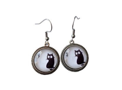 Boucles d’oreilles cabochon pendantes, argentées, chats rigolos, noir et blanc, vintage, cabochon verre