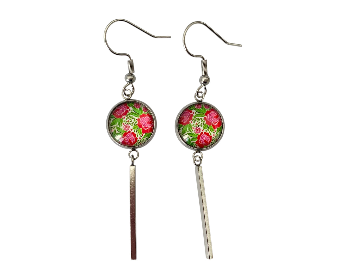 Boucles d'oreilles cabochon, pendantes, argentées, rondes,  fleurs roses