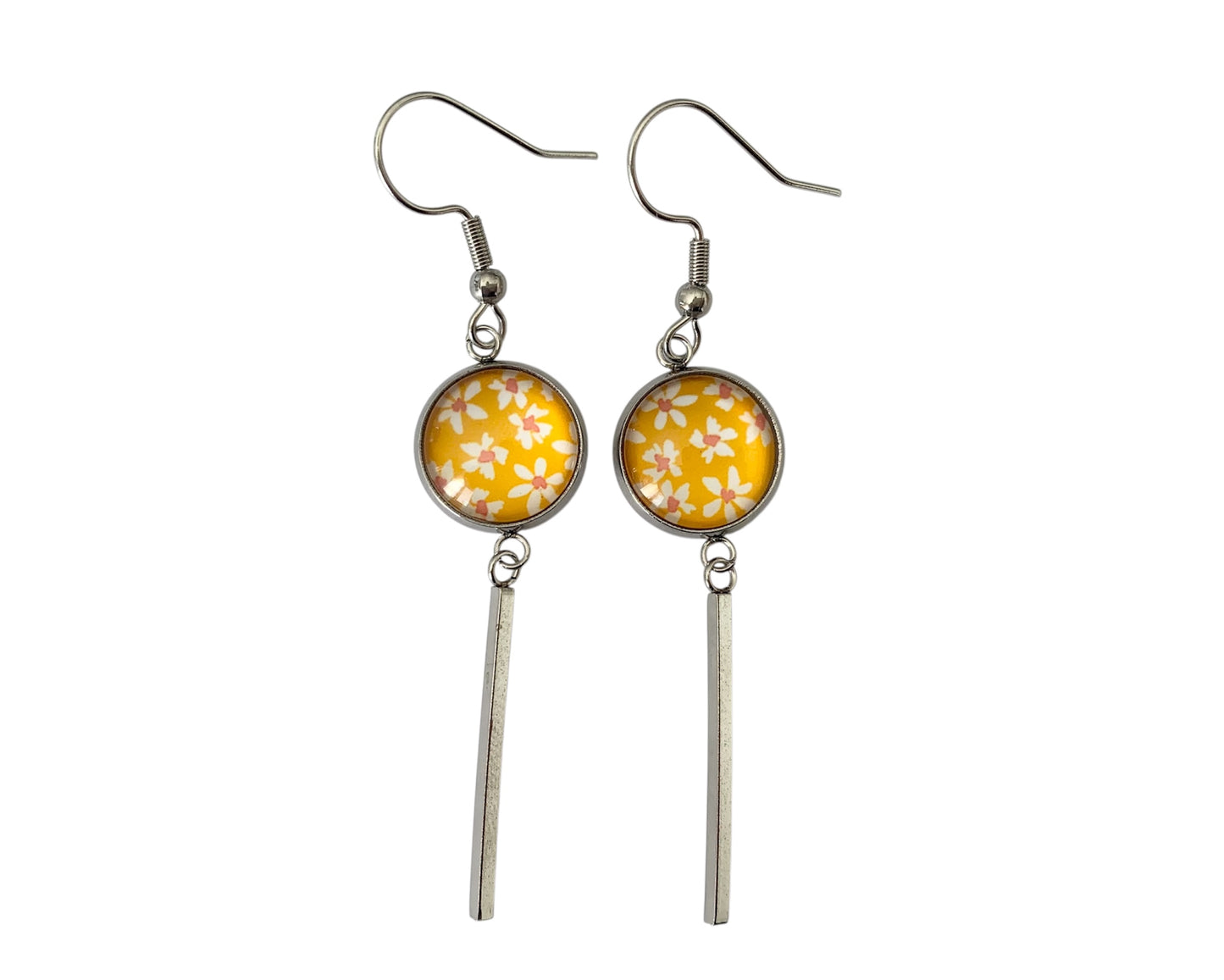 Boucles d'oreilles cabochon, pendantes, argentées, rondes, petites fleurs jaunes