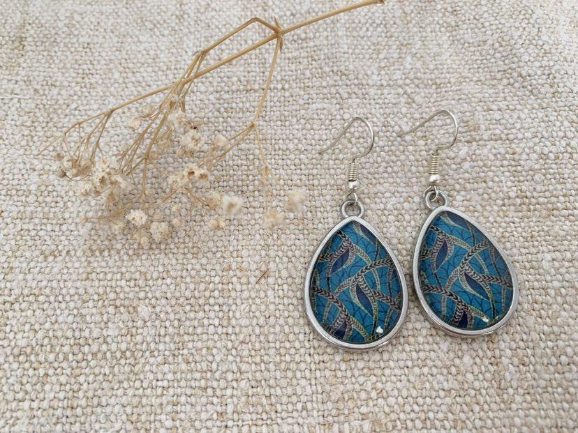 Boucles d’oreilles cabochon argentées, gouttes, esprit végétal, vert, tendance, cabochon verre