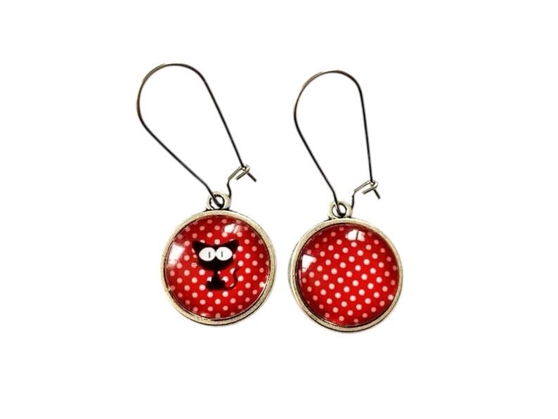 Boucles d'oreilles cabochon, argentées, rondes, asymétriques, chat et pois, cabochon verre