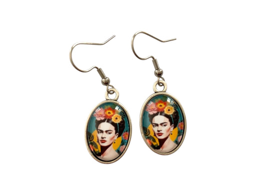 Boucles d’oreilles cabochon argentées,  Frida kahlo  peinture art portrait