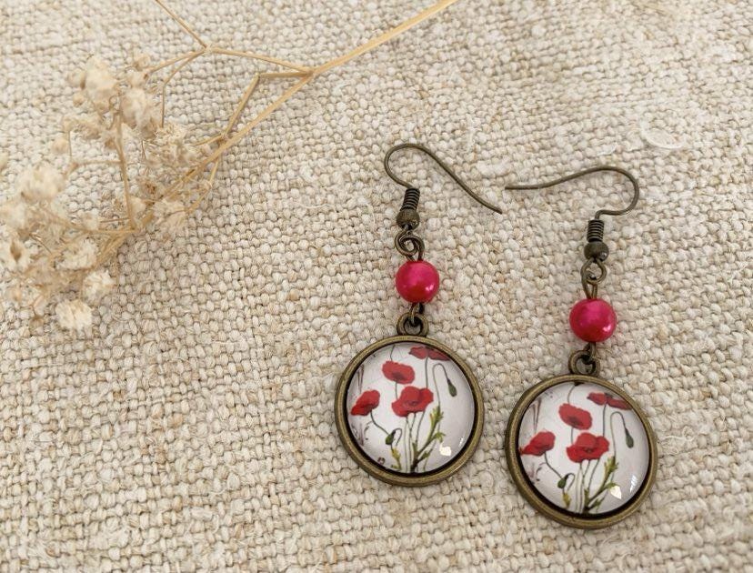 Boucles d'oreilles rondes, végétal, coquelicots rouges, cabochon verre