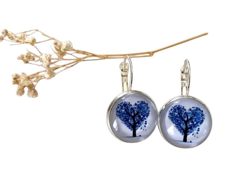 Boucles d’oreilles cabochon dormeuses, arbre de vie coeur, argentées