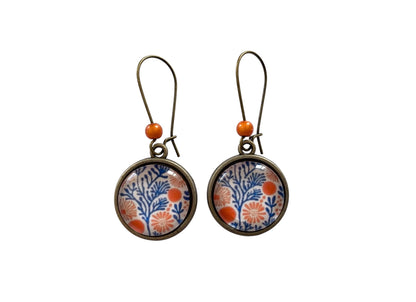 Boucles d'oreilles cabochon pendantes , algues et corail,  cabochons verre